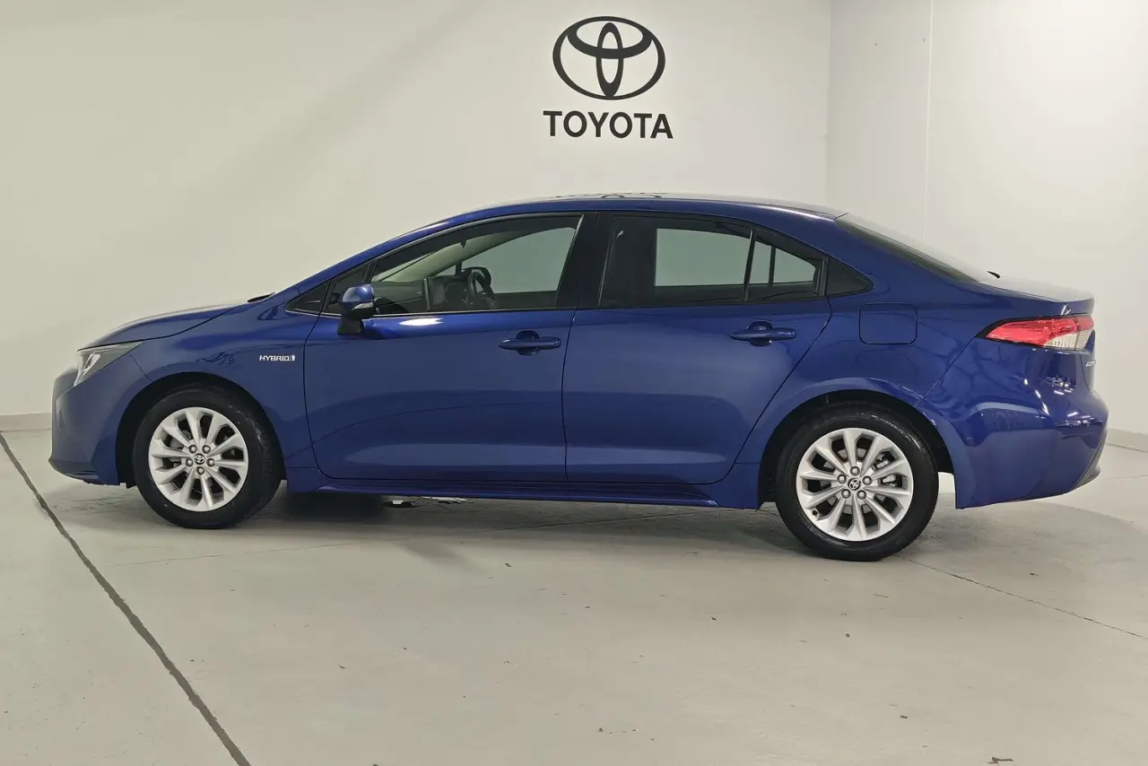 2021 Toyota Corolla Gallery Image 9