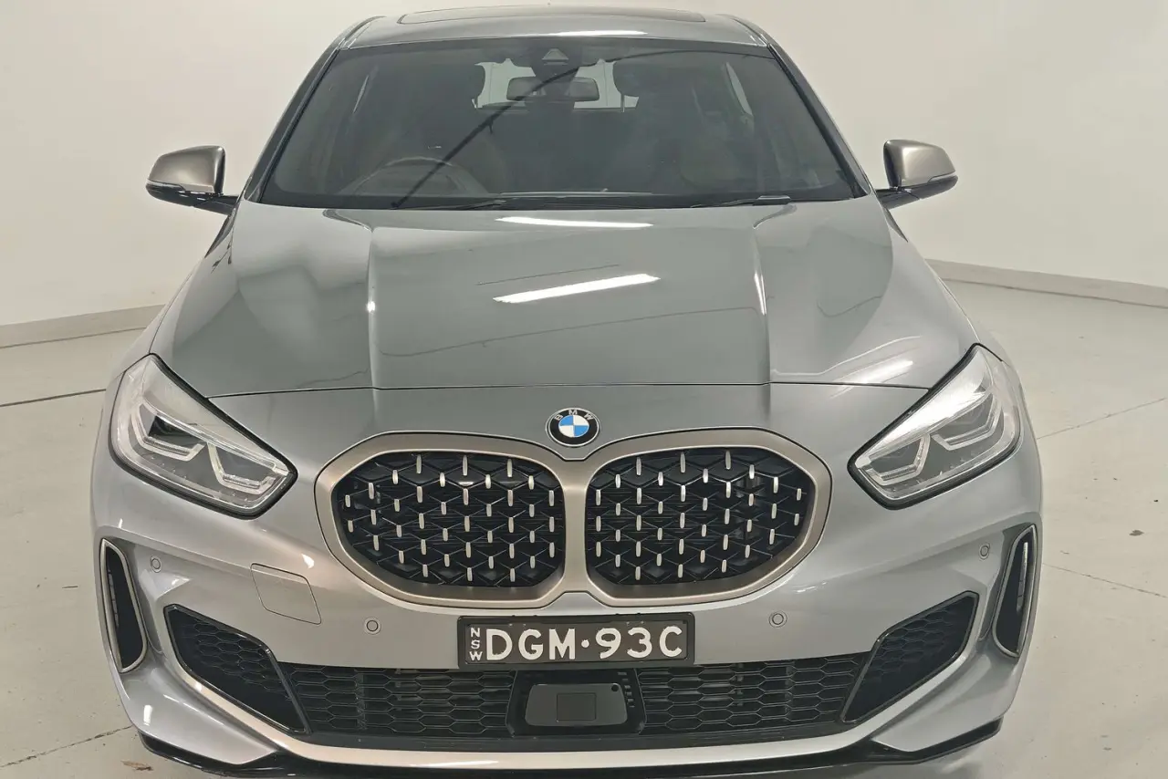 2024 BMW 1 Series Gallery Image 3