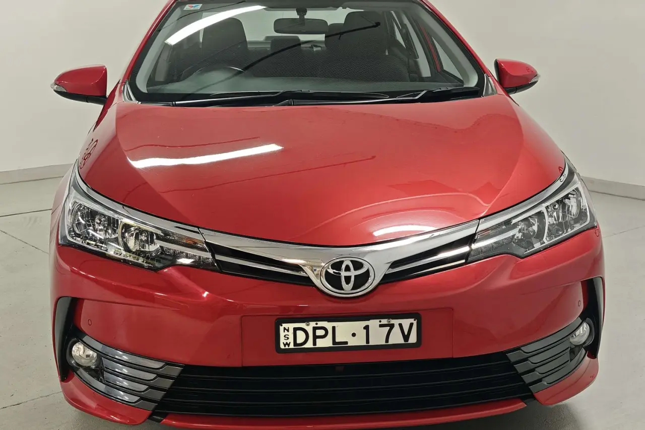 2017 Toyota Corolla Gallery Image 3