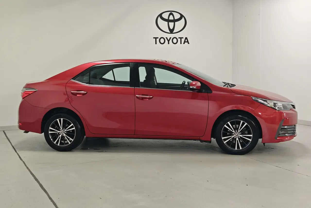 2017 Toyota Corolla Gallery Image 4