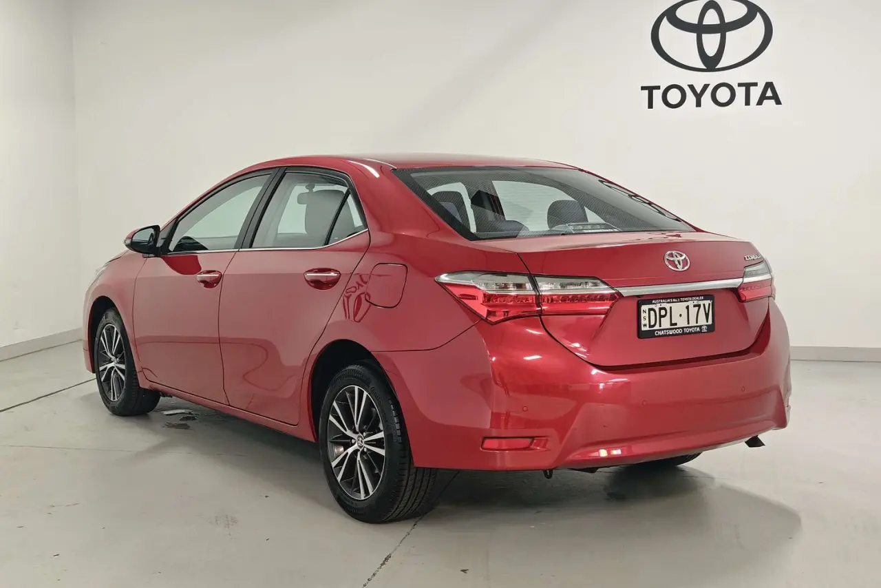2017 Toyota Corolla Gallery Image 6