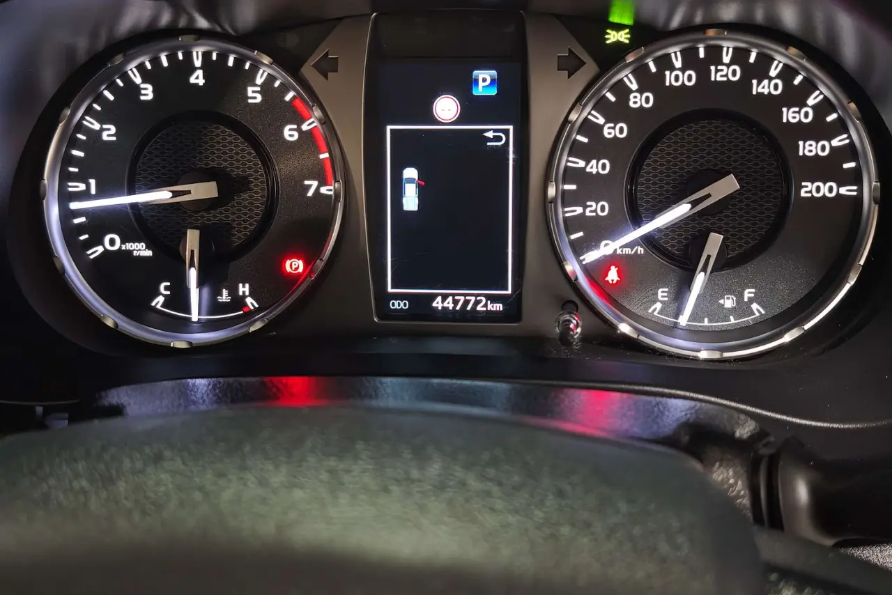 2022 Toyota Hilux Gallery Image 17