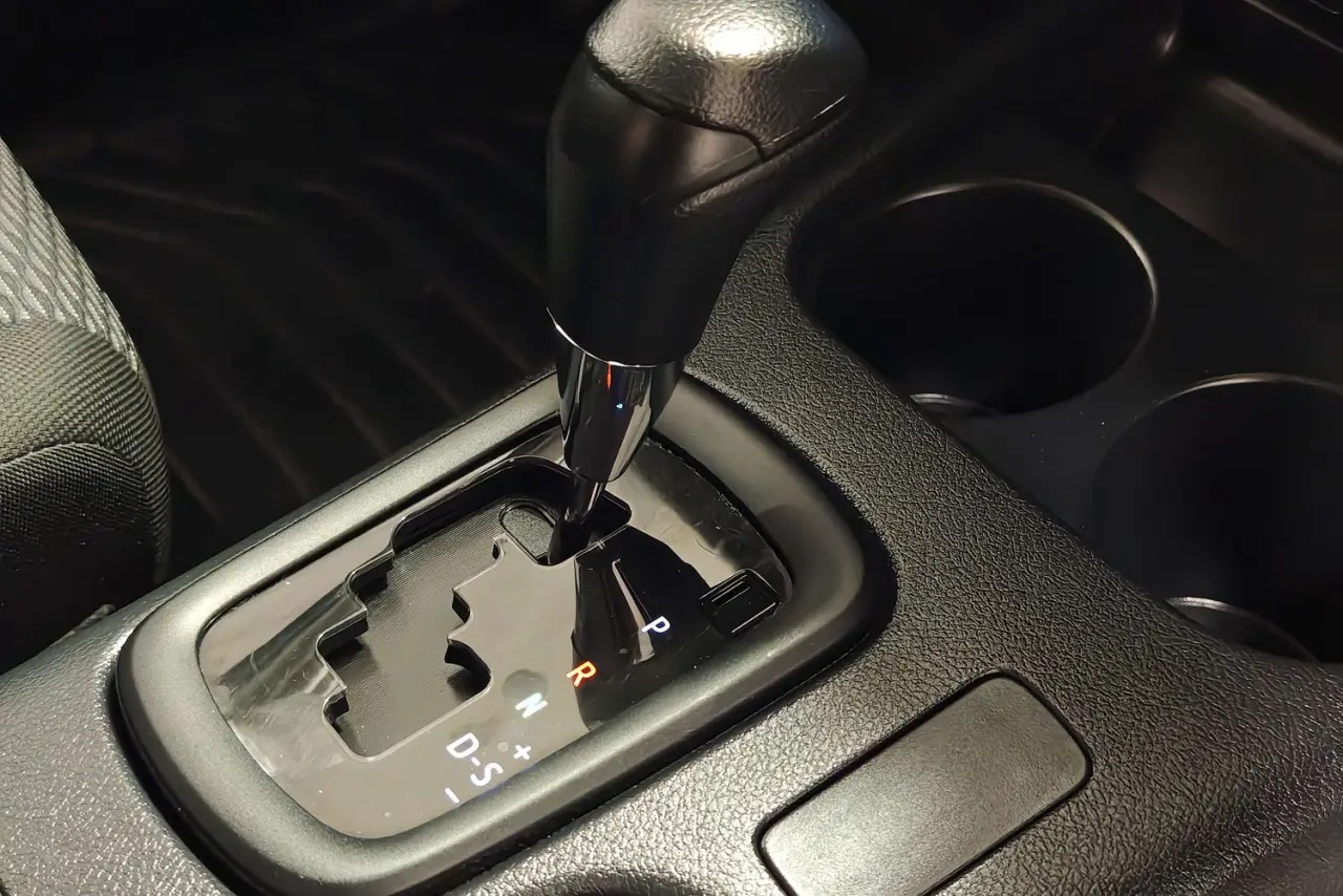 2022 Toyota Hilux Gallery Image 19