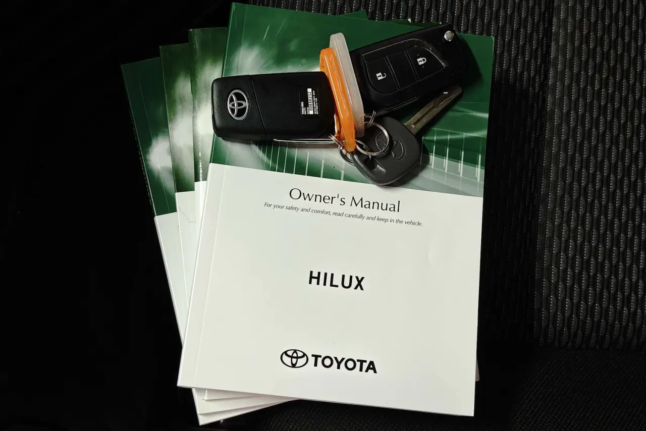 2022 Toyota Hilux Gallery Image 21