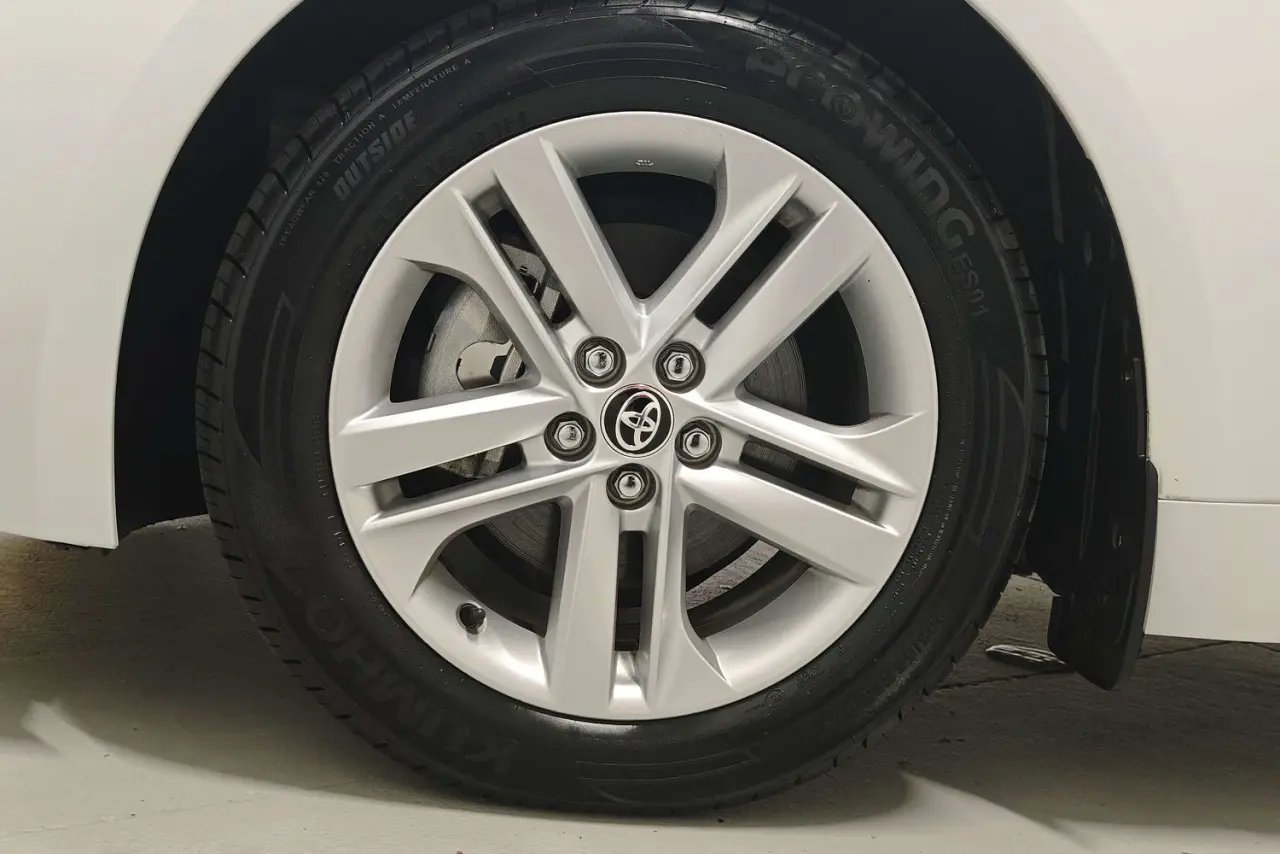 2021 Toyota Corolla Gallery Image 5