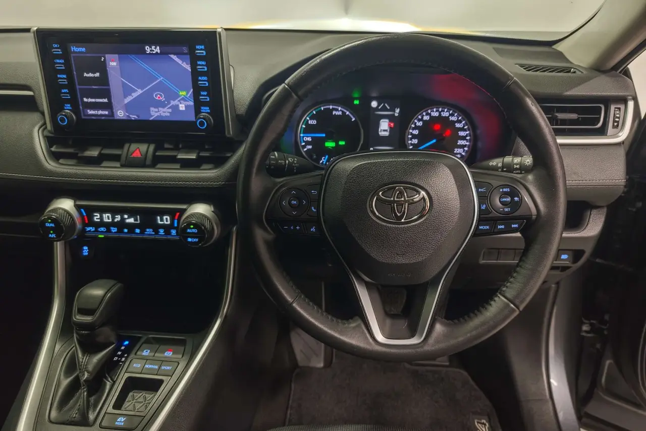 2022 Toyota RAV4 Gallery Image 16