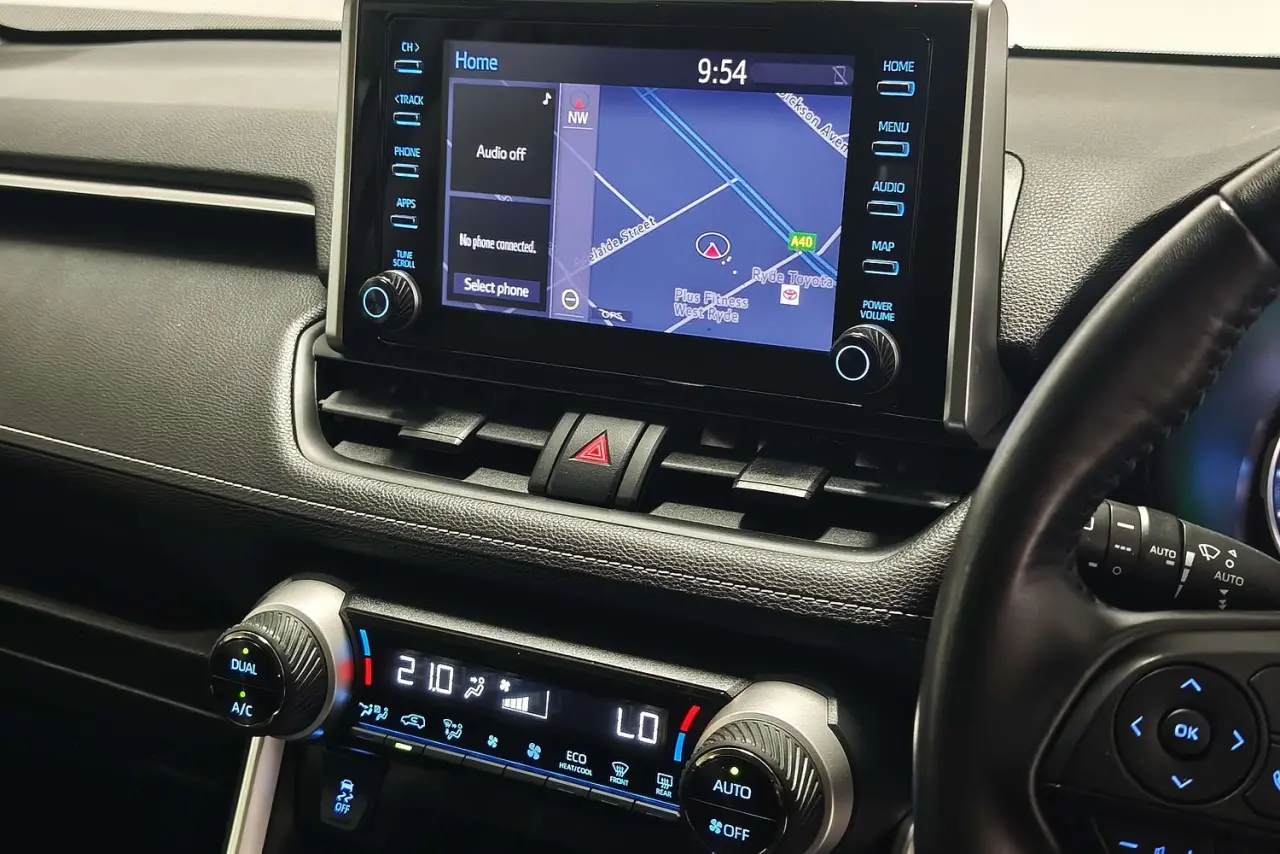 2022 Toyota RAV4 Gallery Image 18