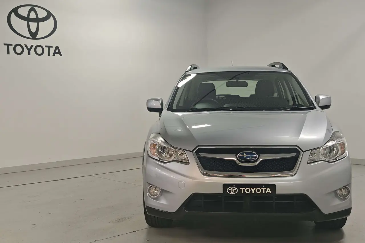 2014 Subaru XV Gallery Image 2