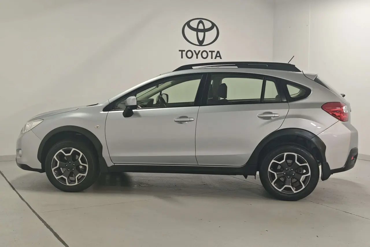 2014 Subaru XV Gallery Image 9