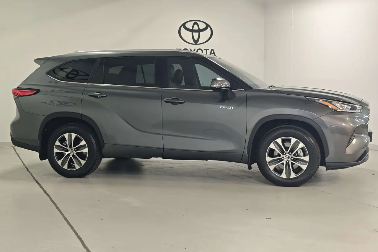 2023 Toyota Kluger Gallery Image 4