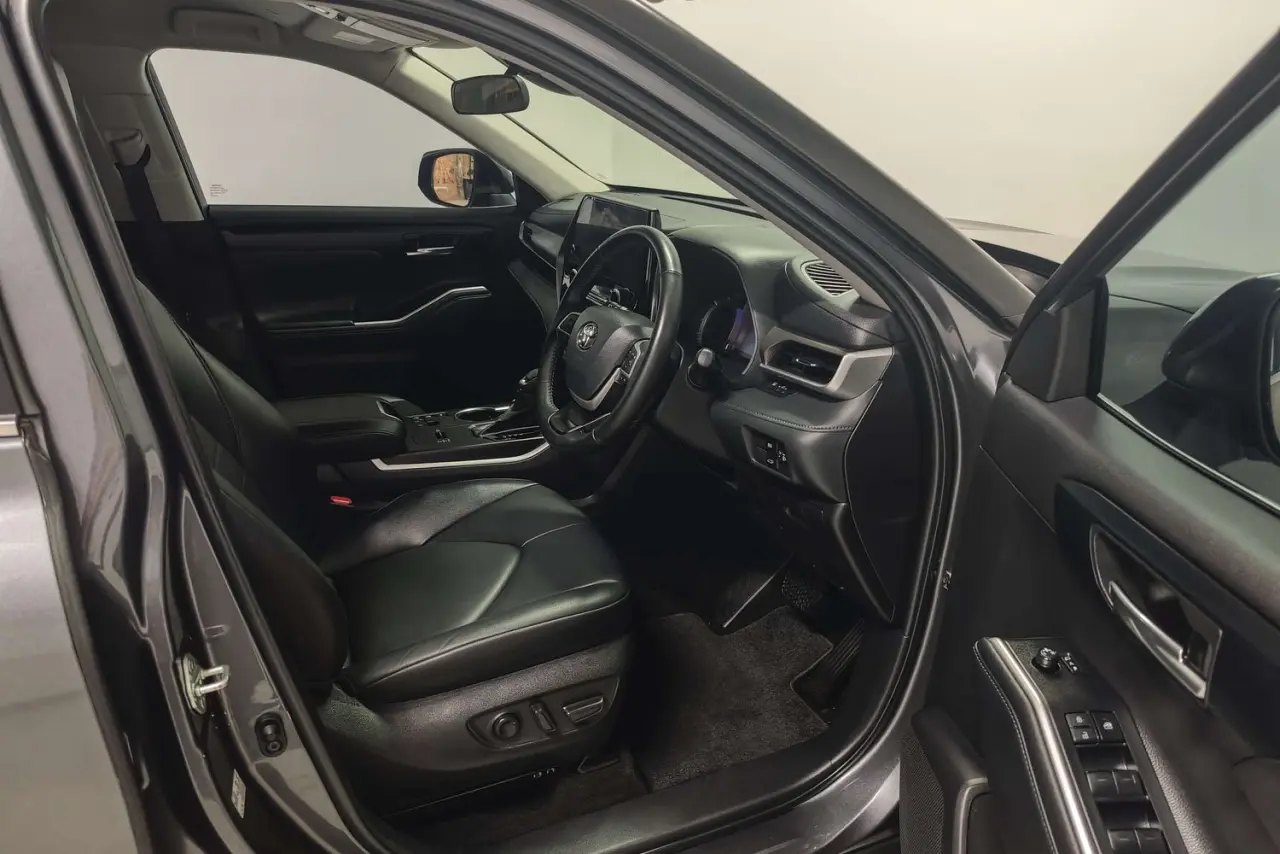 2023 Toyota Kluger Gallery Image 9