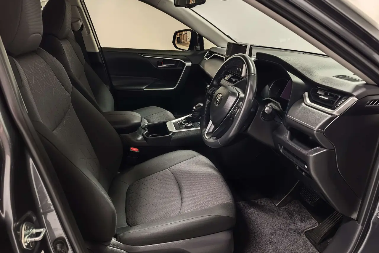 2023 Toyota RAV4 Gallery Image 10