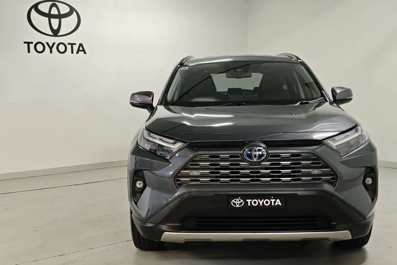 2023 Toyota RAV4 Gallery Image 2