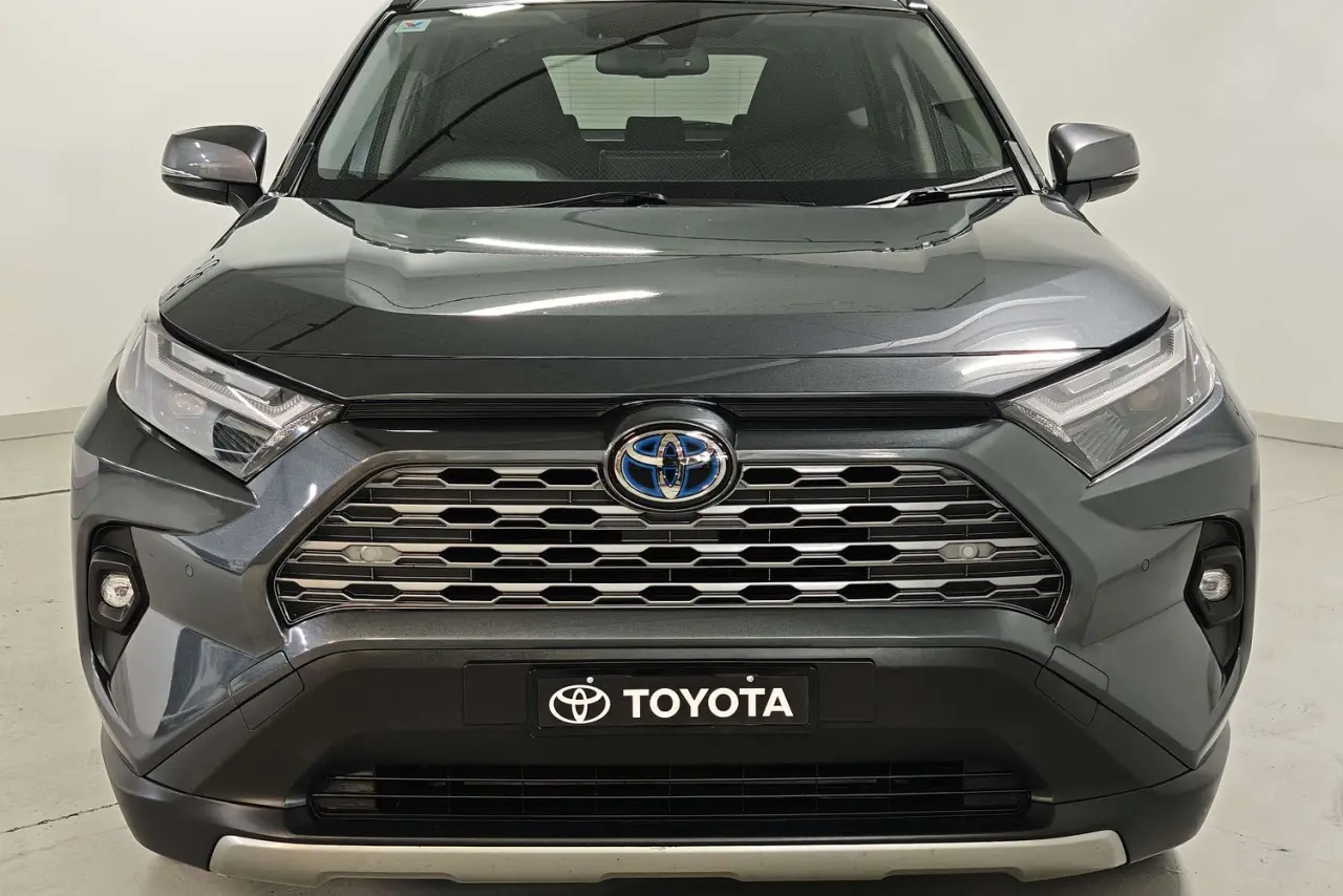 2023 Toyota RAV4 Gallery Image 3