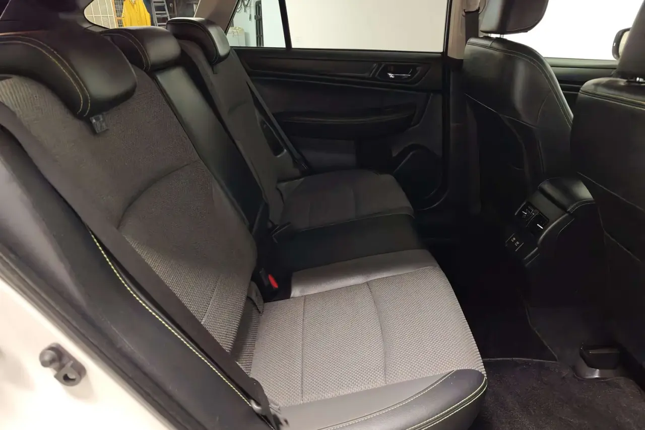 2019 Subaru Outback Gallery Image 11