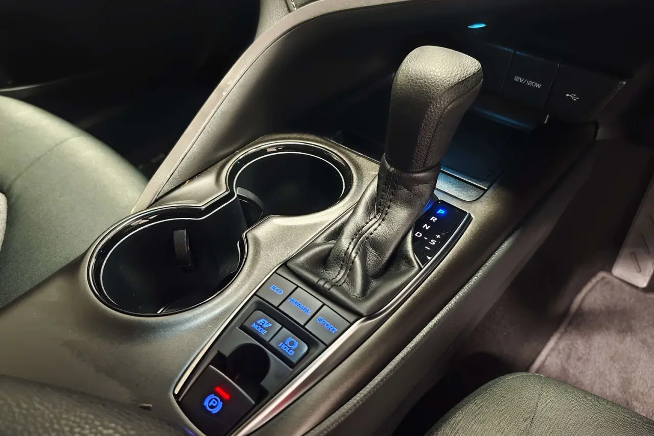 2021 Toyota Camry Gallery Image 19