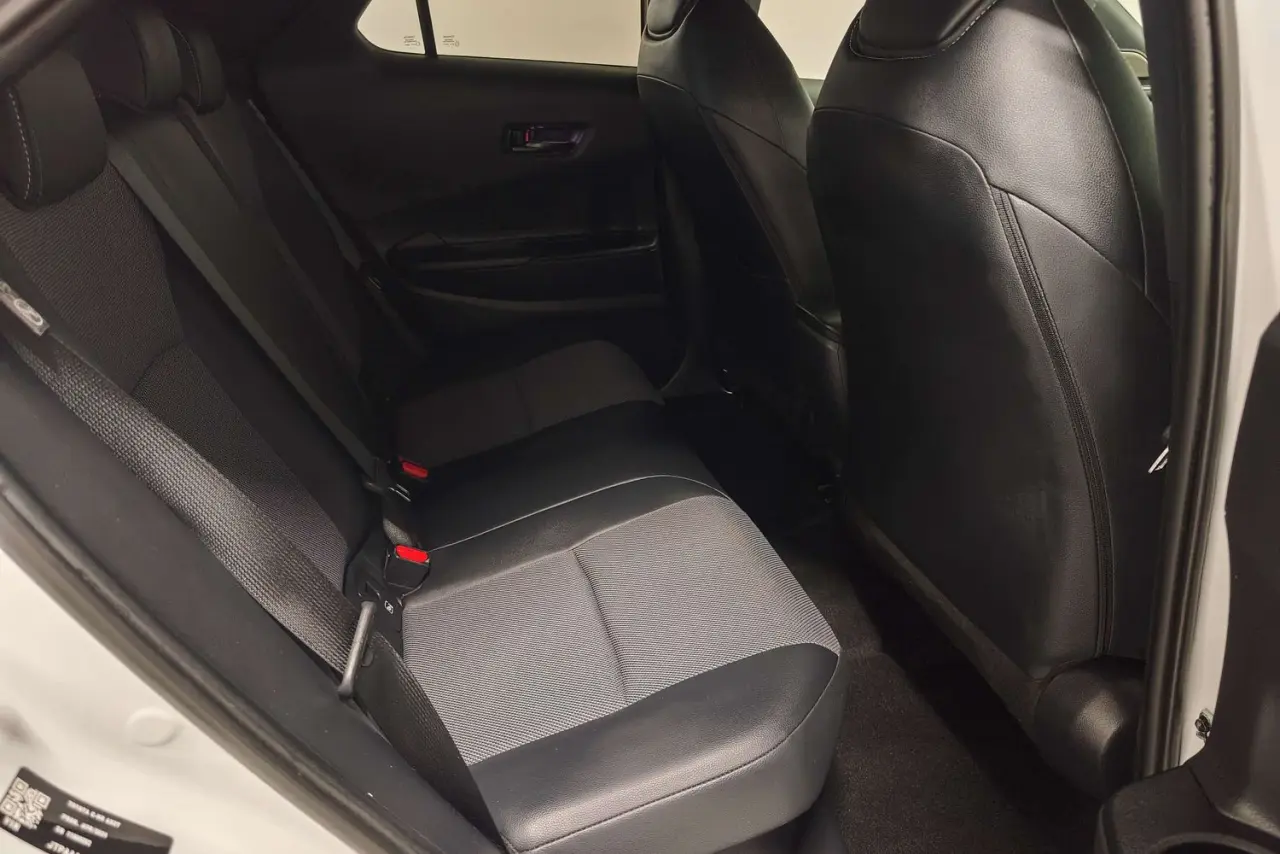 2024 Toyota C-HR Gallery Image 11