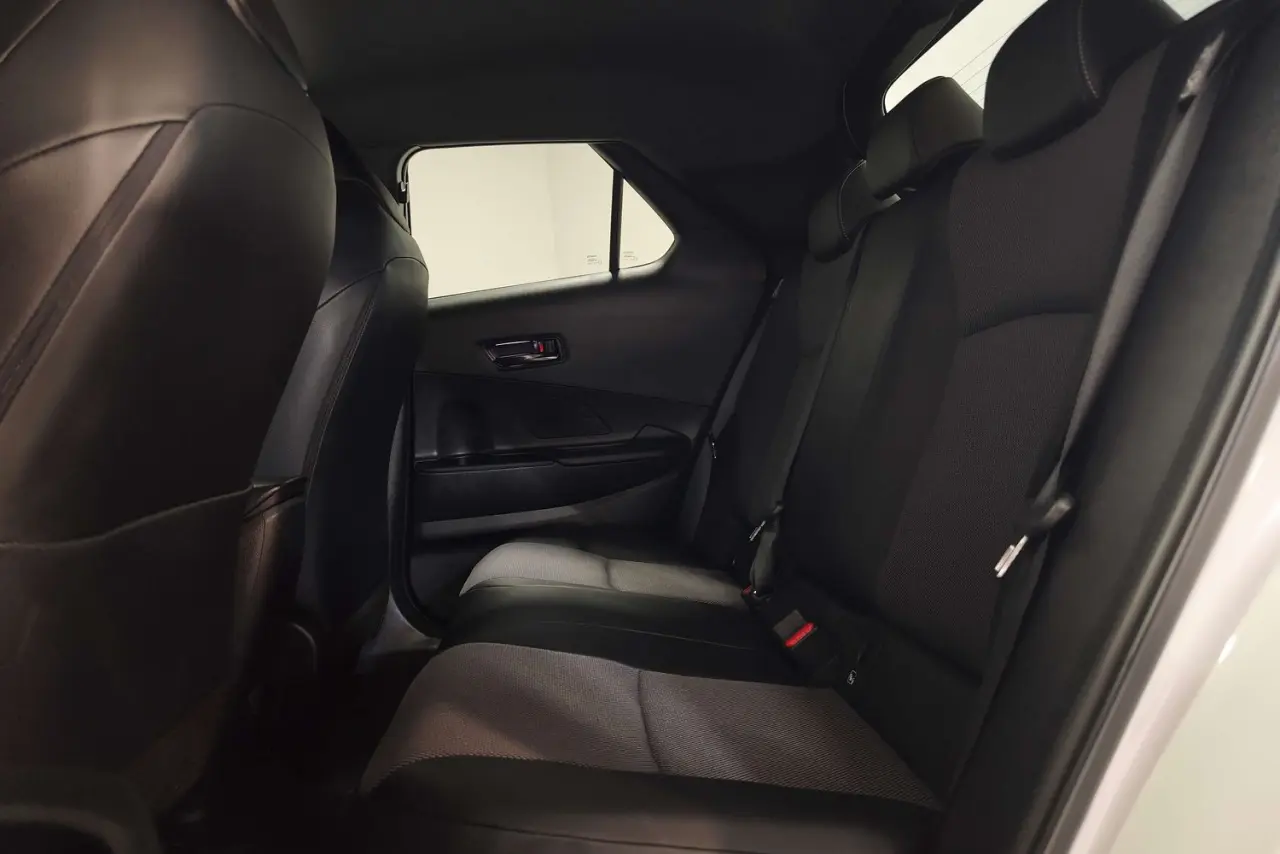 2024 Toyota C-HR Gallery Image 13