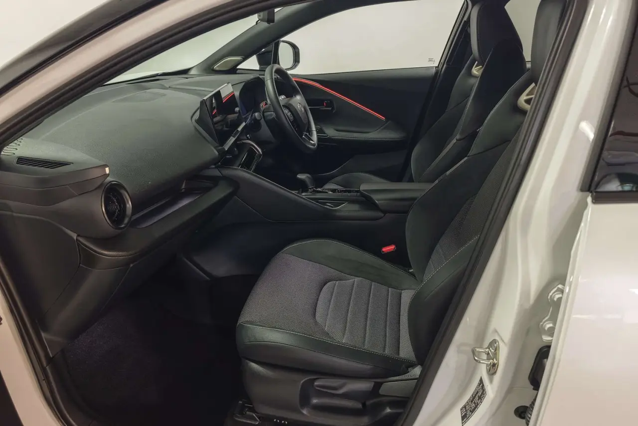 2024 Toyota C-HR Gallery Image 14