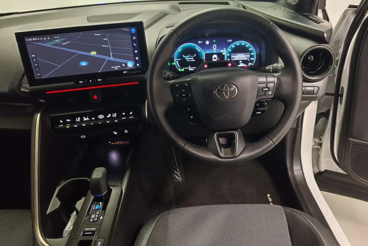 2024 Toyota C-HR Gallery Image 16