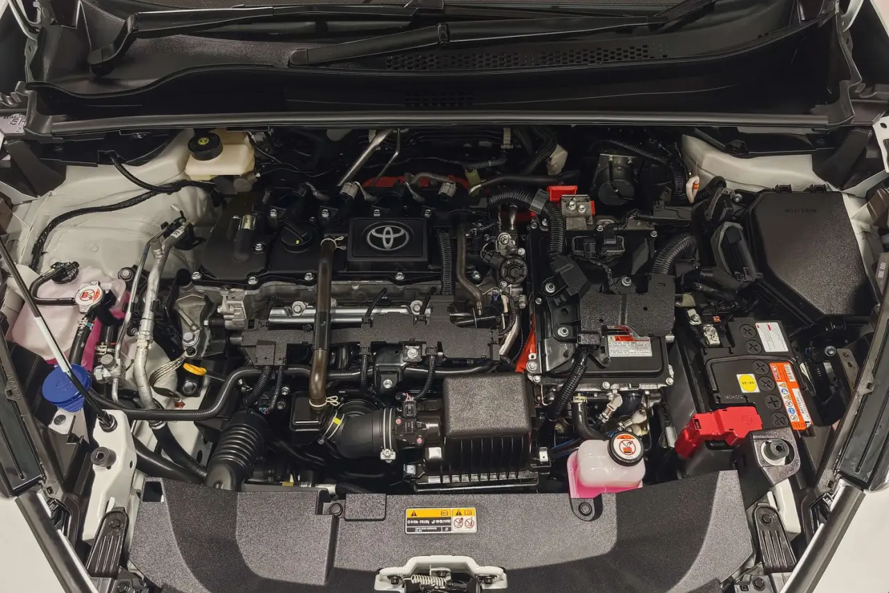 2024 Toyota C-HR Gallery Image 22