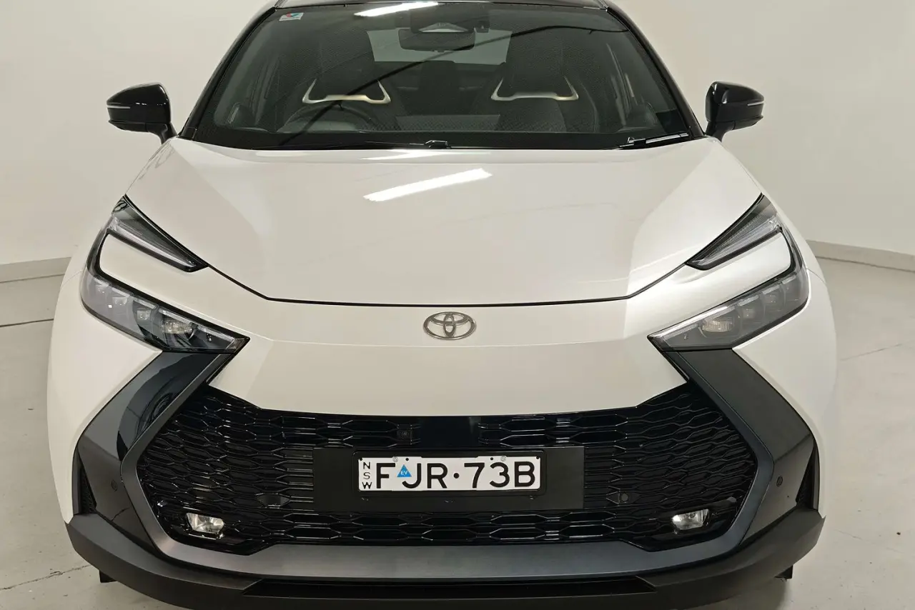 2024 Toyota C-HR Gallery Image 3