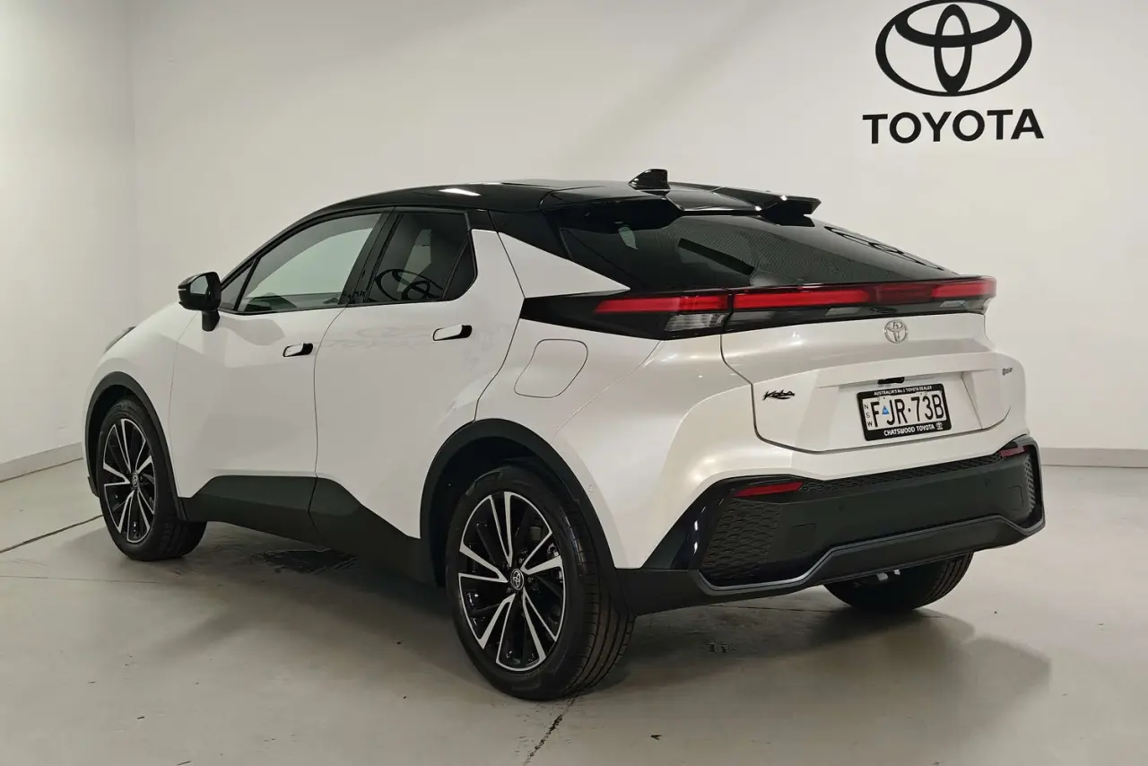 2024 Toyota C-HR Gallery Image 6