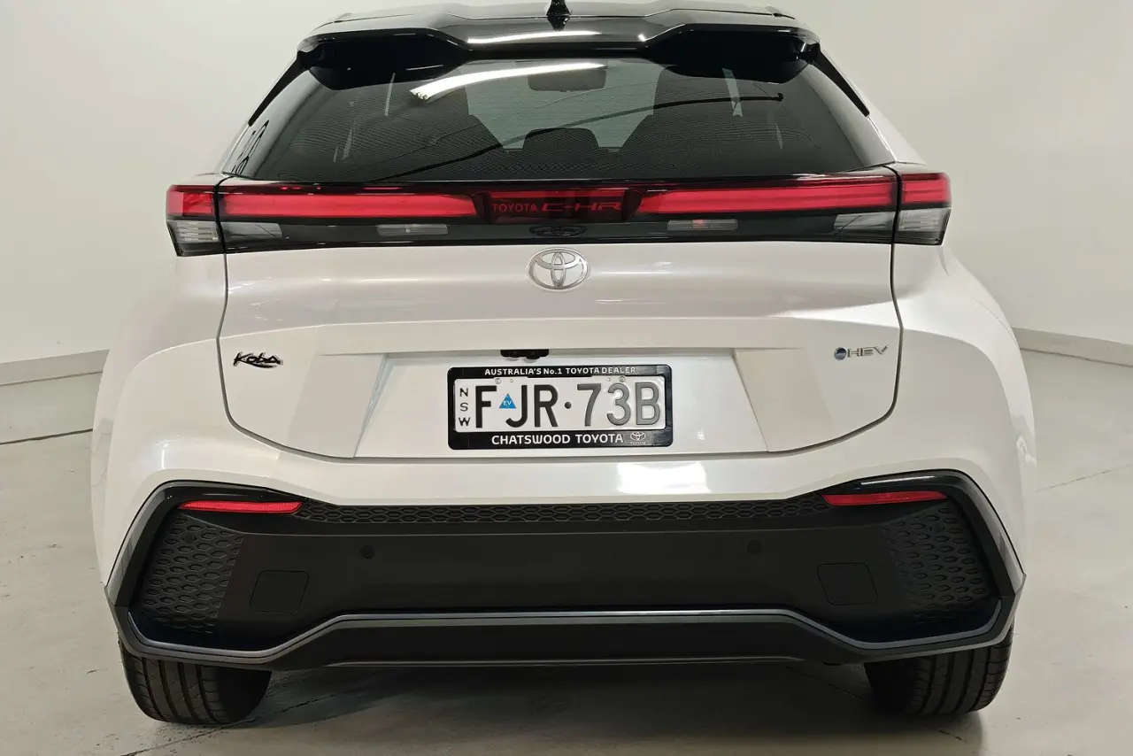 2024 Toyota C-HR Gallery Image 8