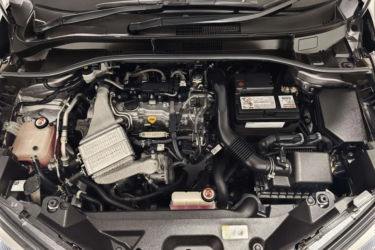 2018 Toyota C-HR Gallery Image 21