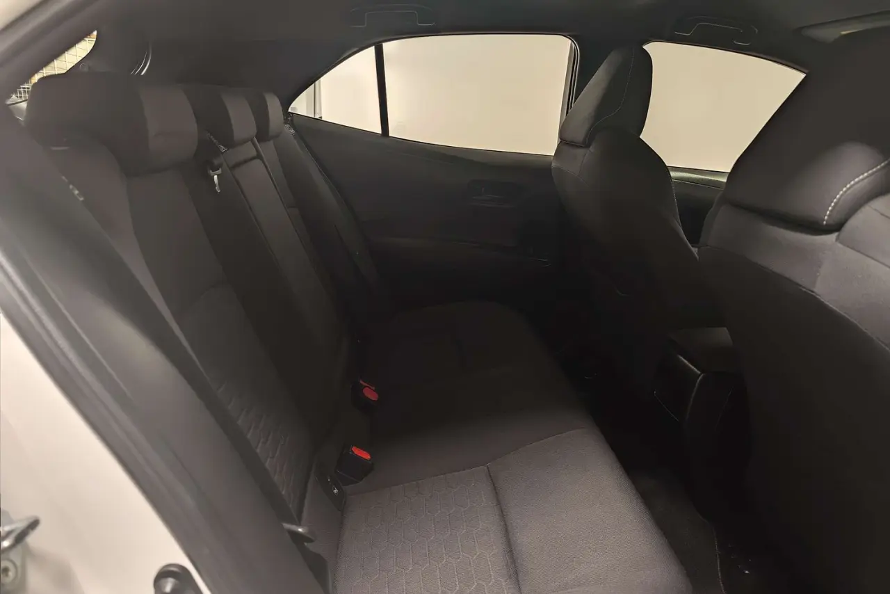 2021 Toyota Corolla Gallery Image 11