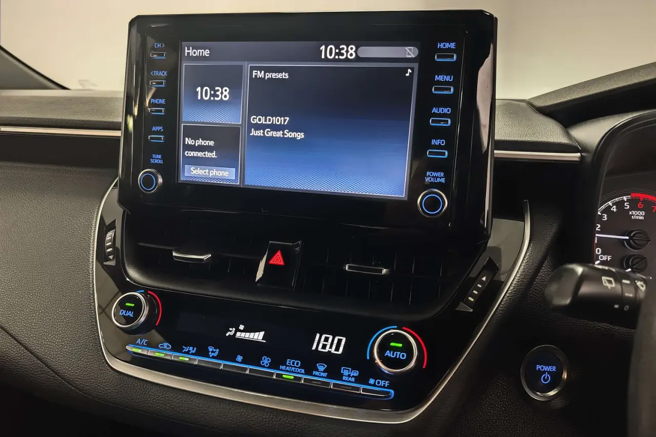 2021 Toyota Corolla Gallery Image 18