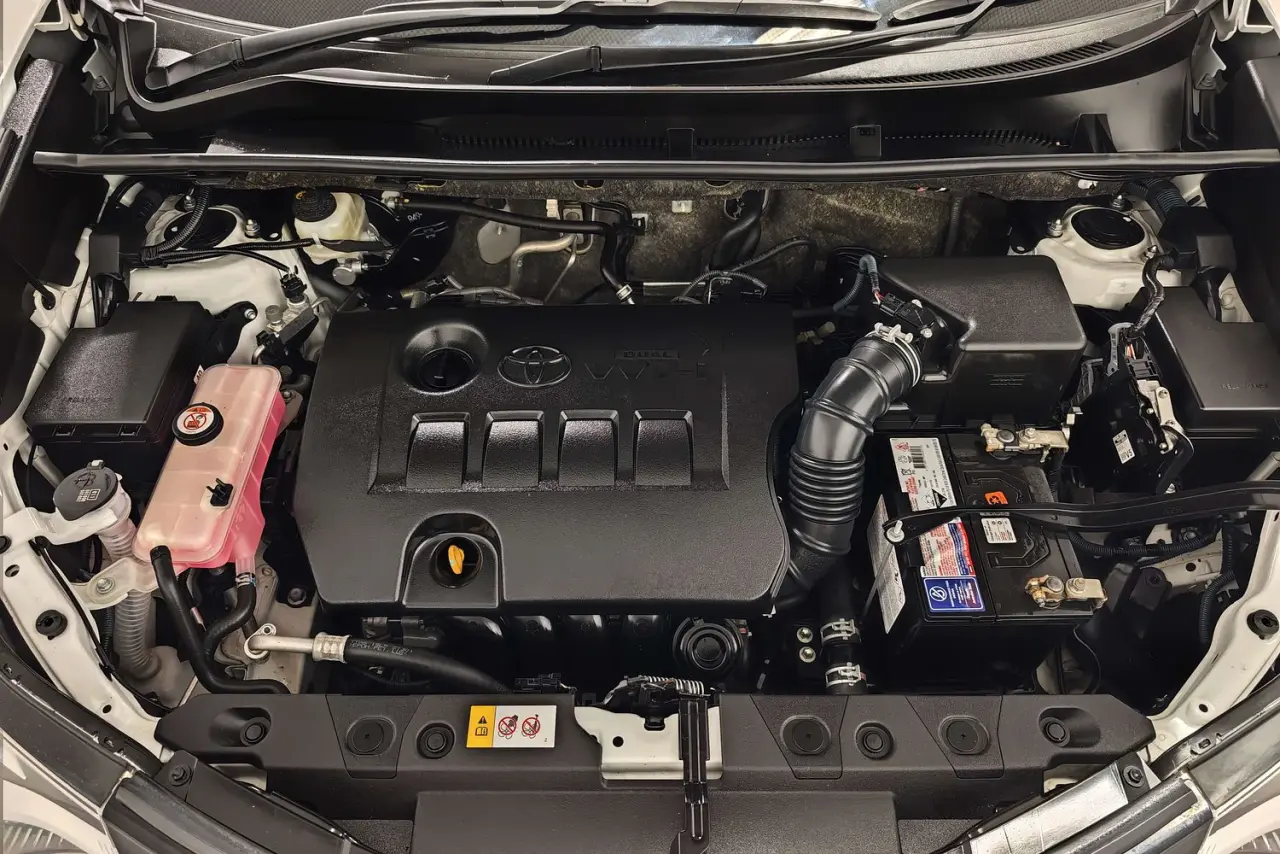 2017 Toyota RAV4 Gallery Image 22