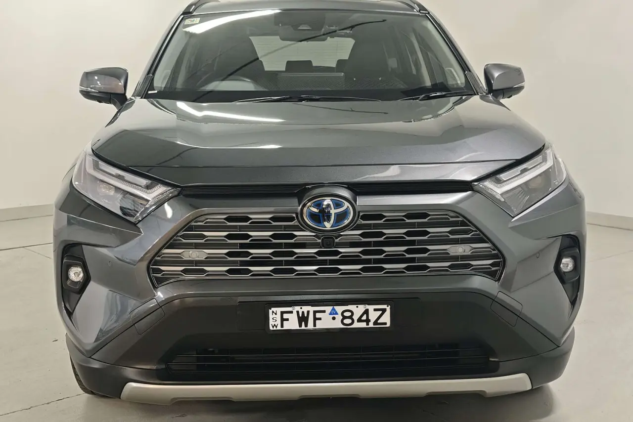 2024 Toyota RAV4 Gallery Image 3