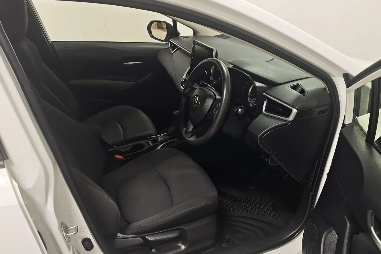 2020 Toyota Corolla Gallery Image 10