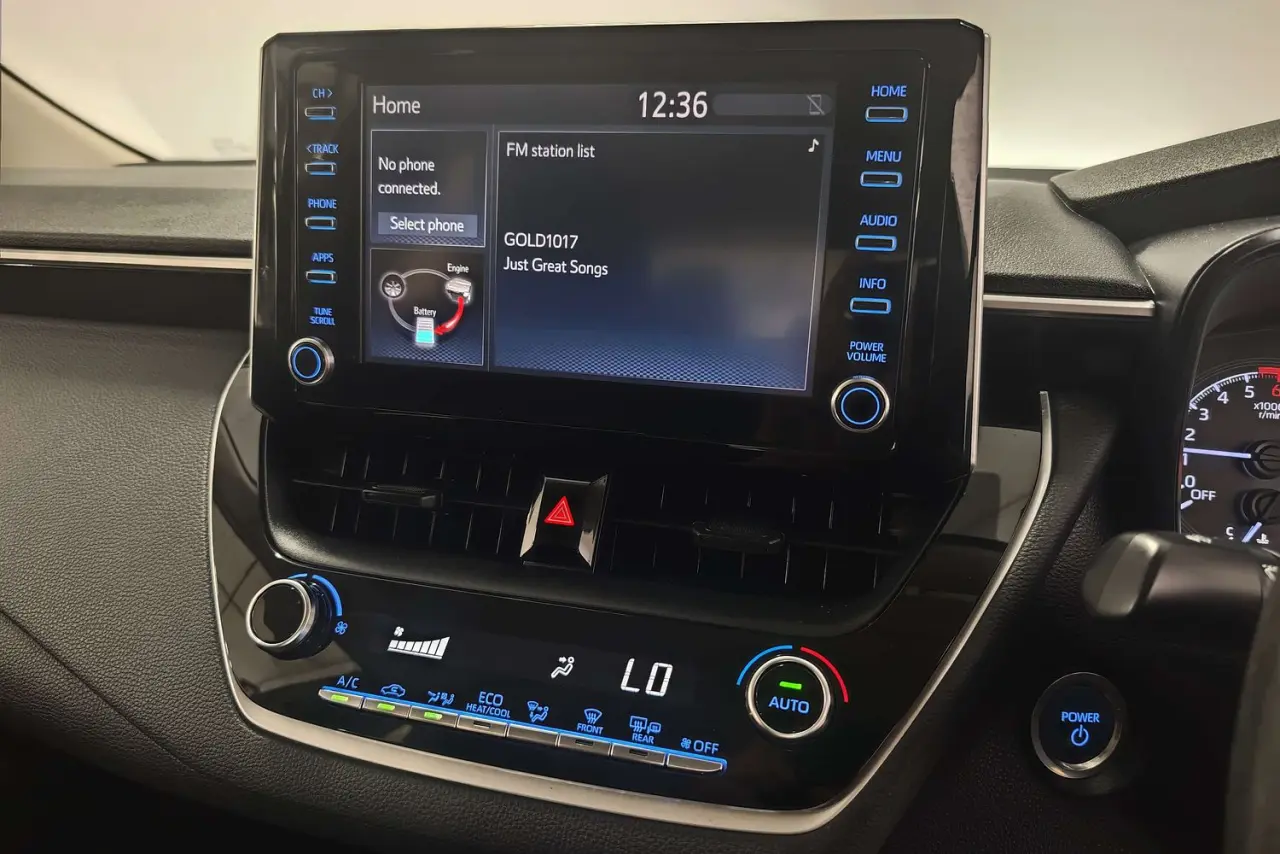 2020 Toyota Corolla Gallery Image 18