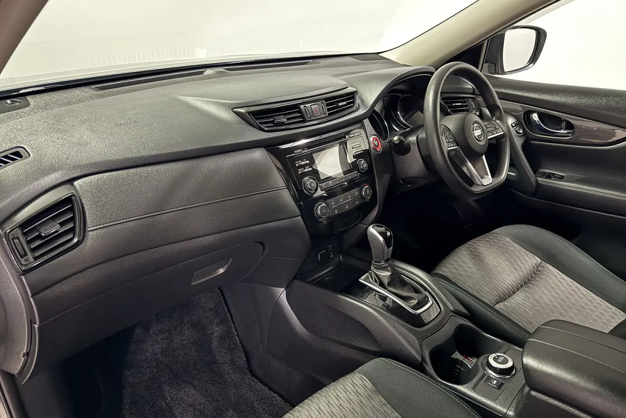 2019 Nissan X-TRAIL Gallery Image 15