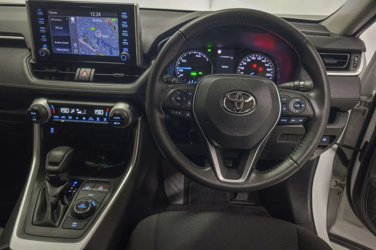 2021 Toyota RAV4 Gallery Image 16