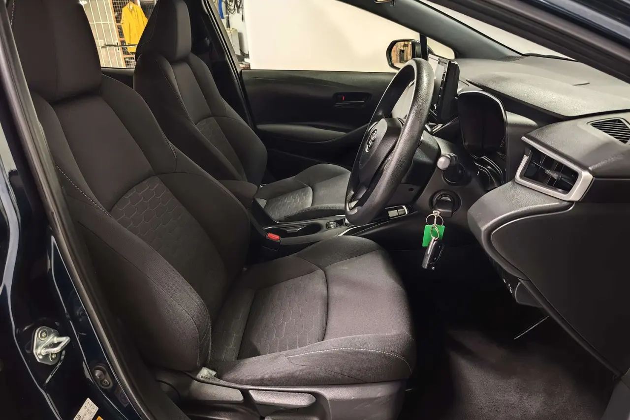 2018 Toyota Corolla Gallery Image 10