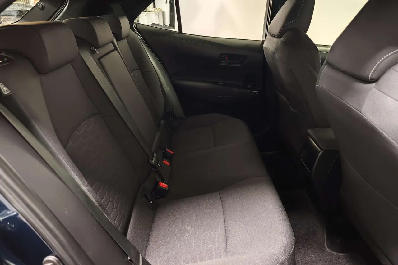 2018 Toyota Corolla Gallery Image 11