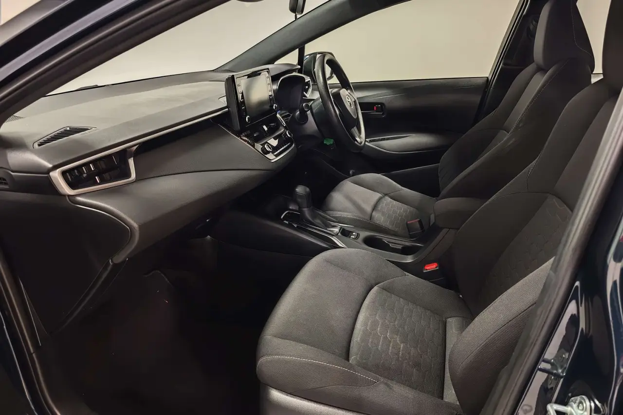 2018 Toyota Corolla Gallery Image 14