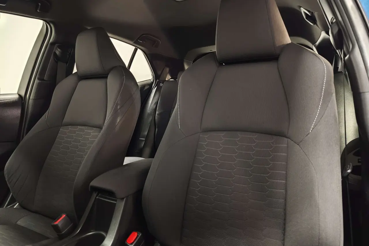 2018 Toyota Corolla Gallery Image 15