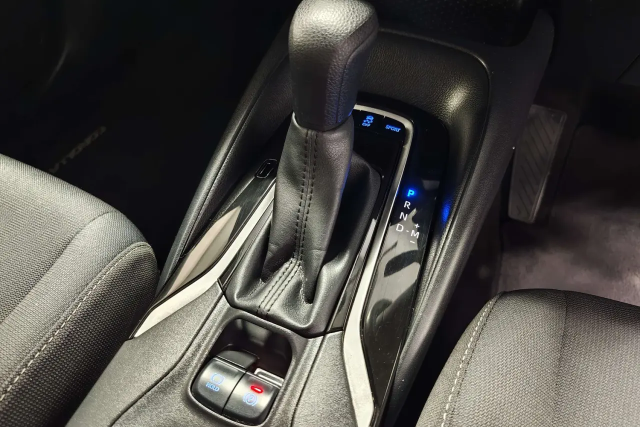 2018 Toyota Corolla Gallery Image 19