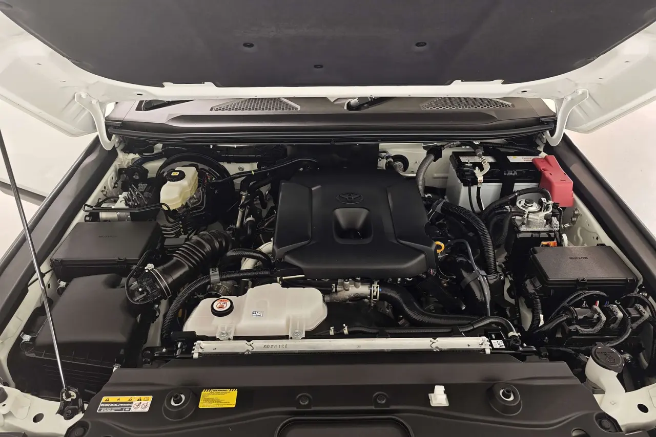 2025 Toyota Landcruiser Prado Gallery Image 22