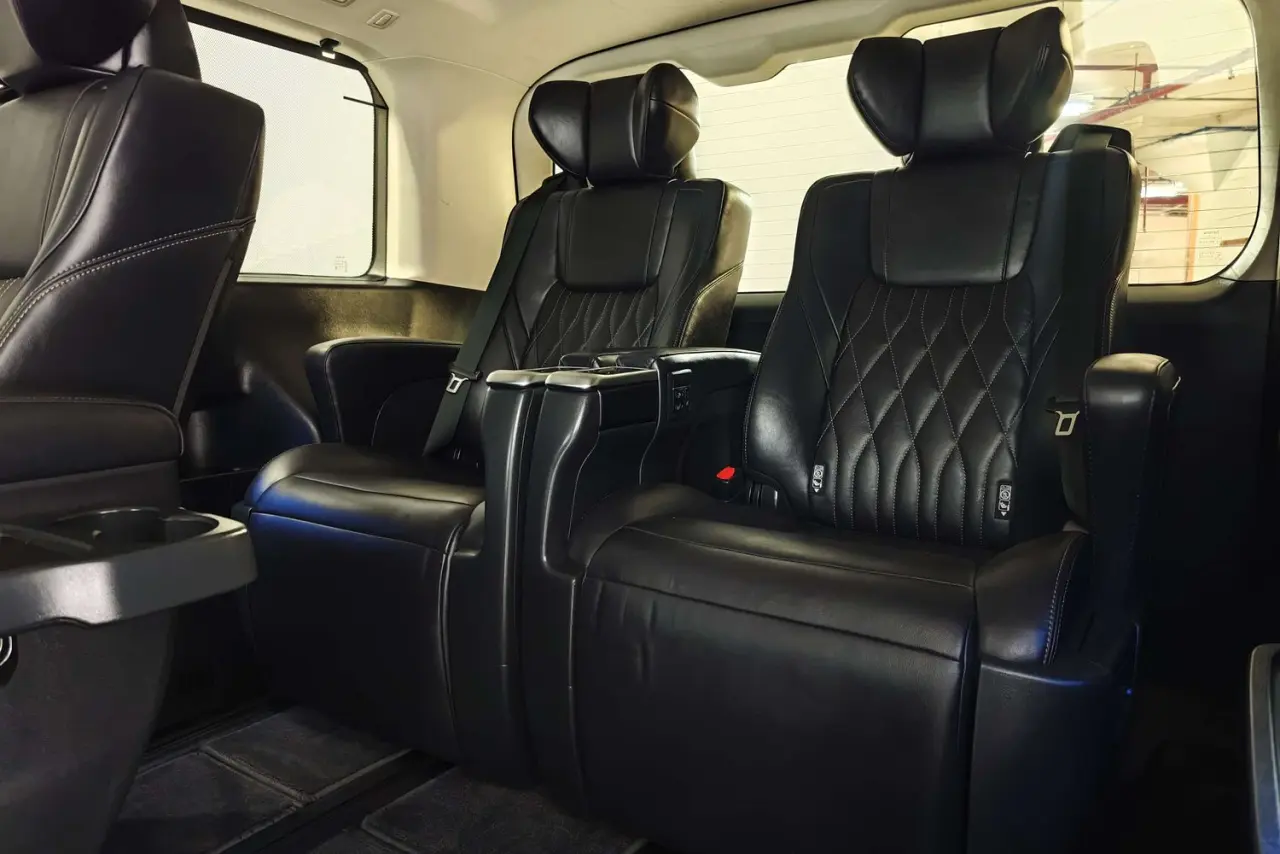 2020 Toyota Granvia Gallery Image 15