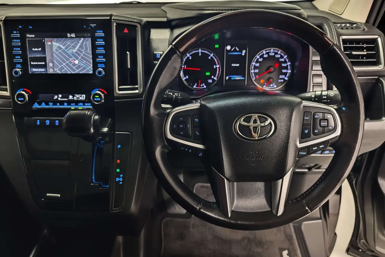 2020 Toyota Granvia Gallery Image 18