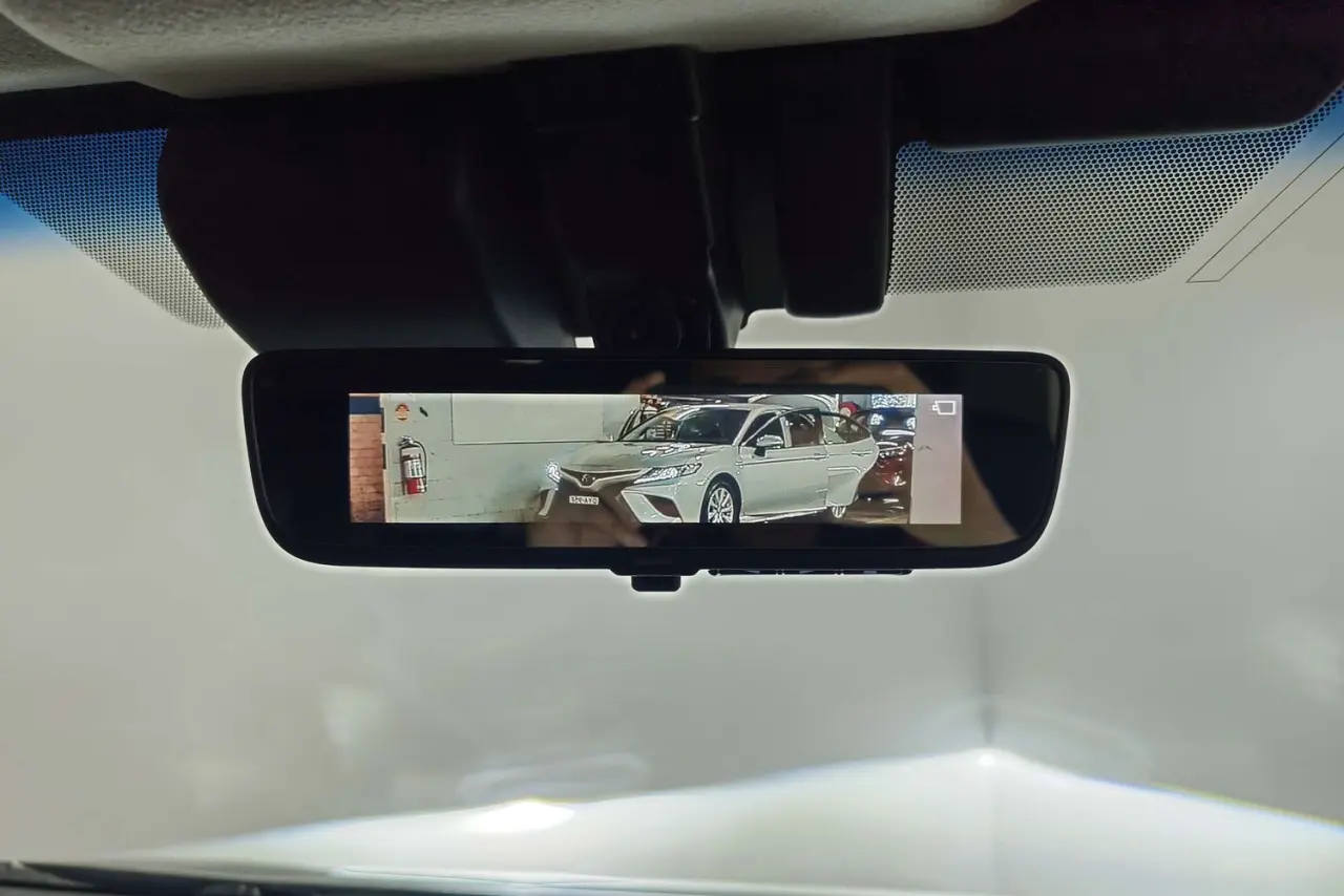 2020 Toyota Granvia Gallery Image 21