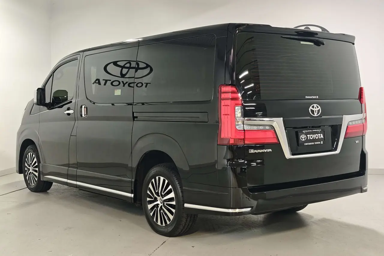 2020 Toyota Granvia Gallery Image 6