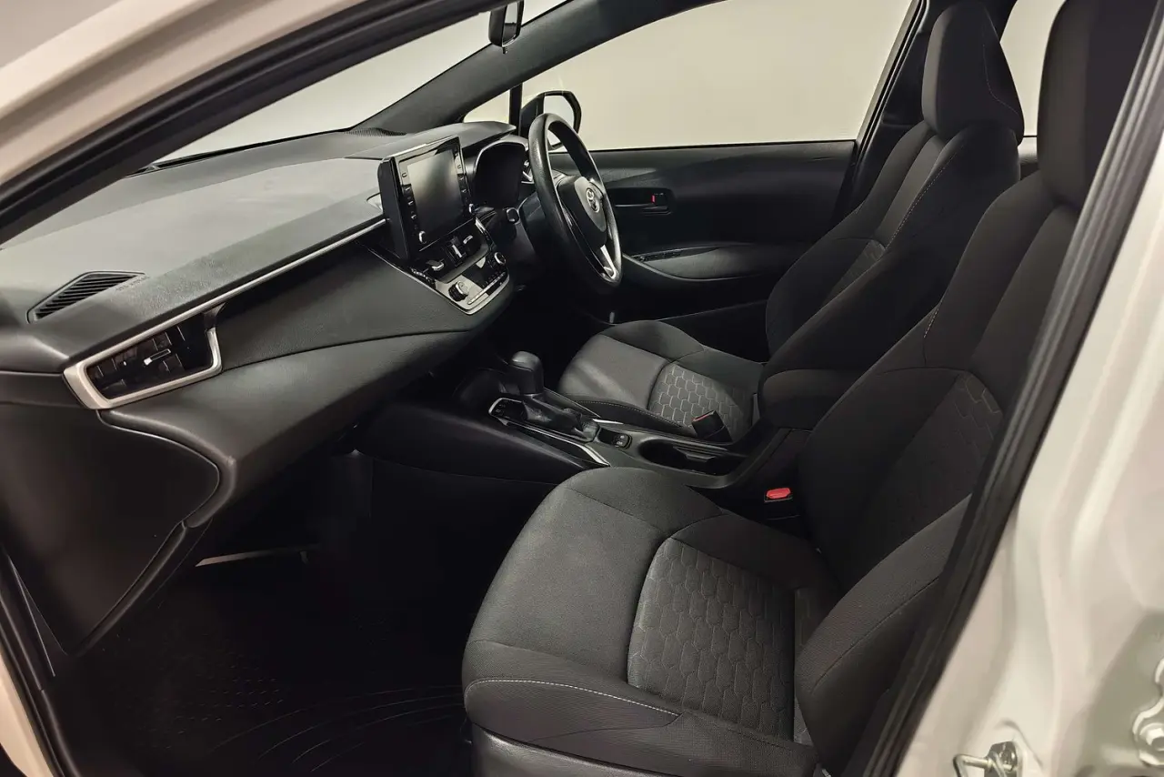 2020 Toyota Corolla Gallery Image 14