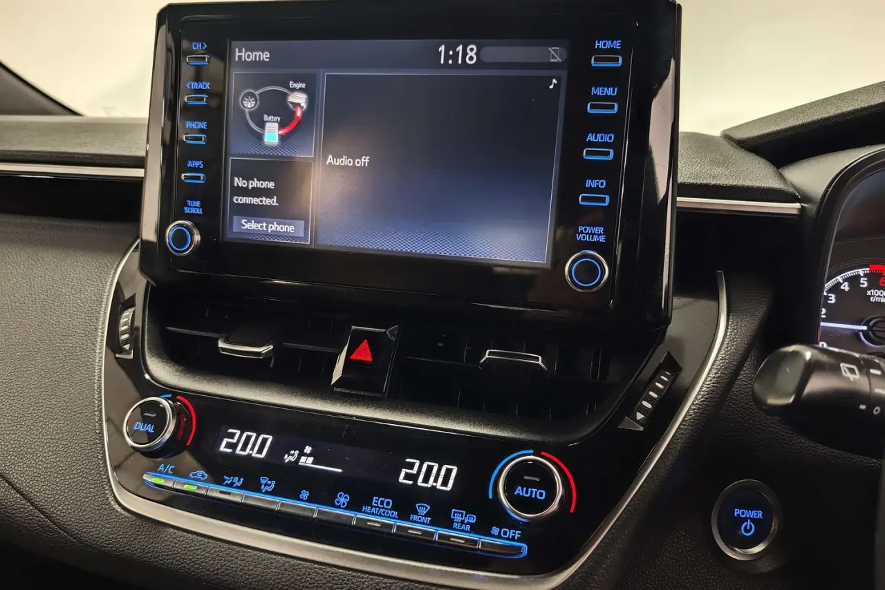 2020 Toyota Corolla Gallery Image 18