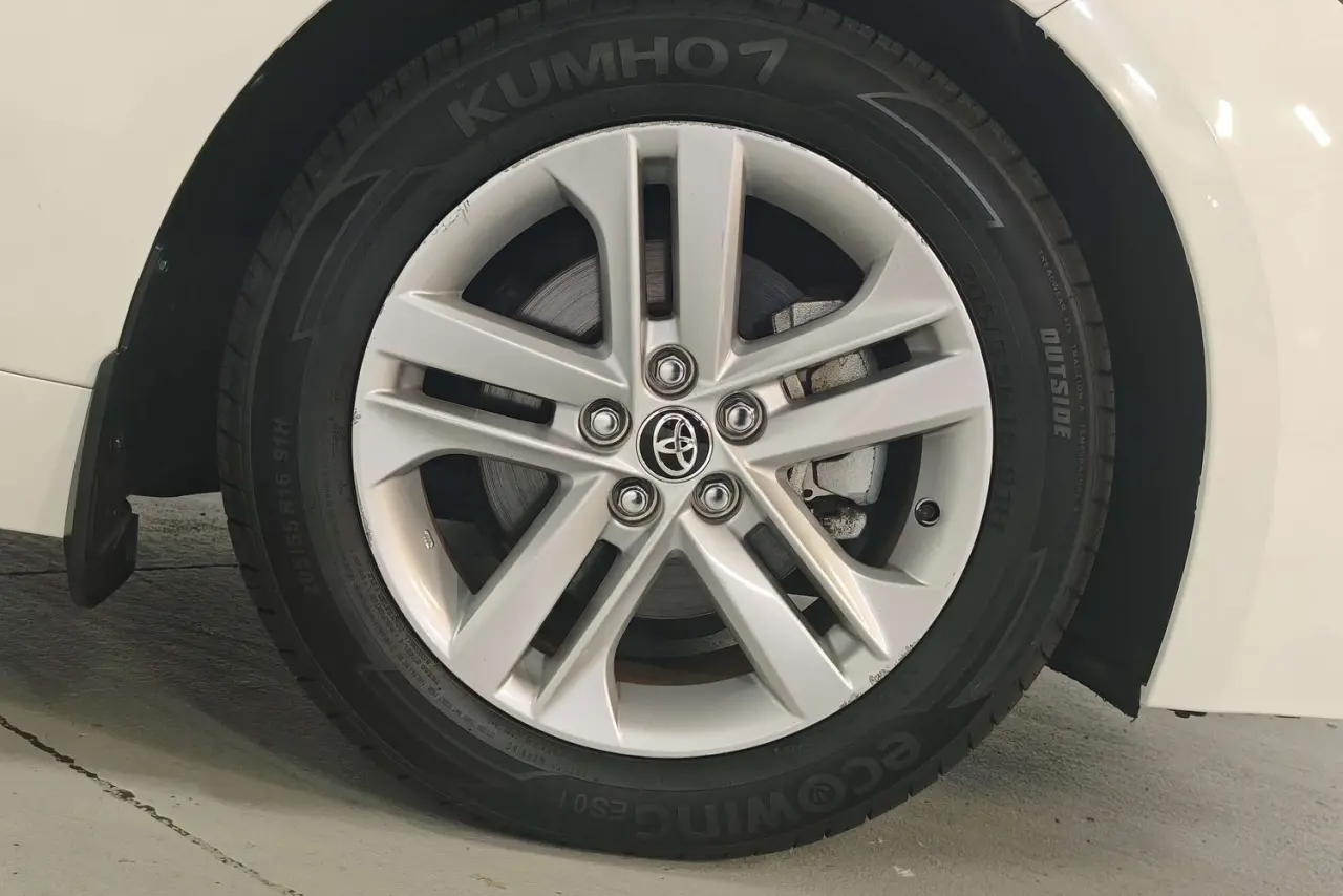 2020 Toyota Corolla Gallery Image 5